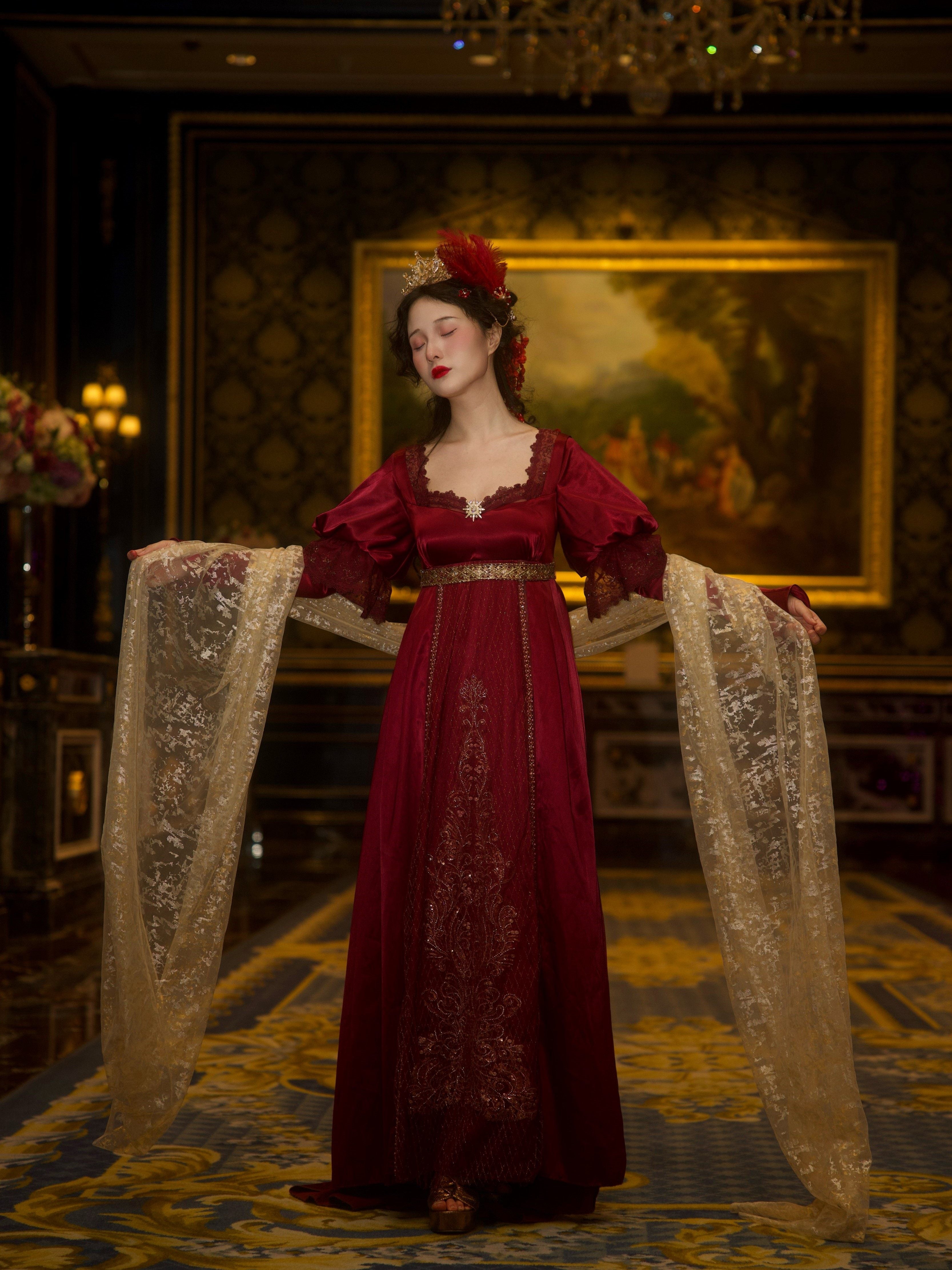 QUEENSWORDS oil painting imperial dress vintage nail bead dress